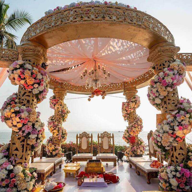 Best Farmhouse in Noida